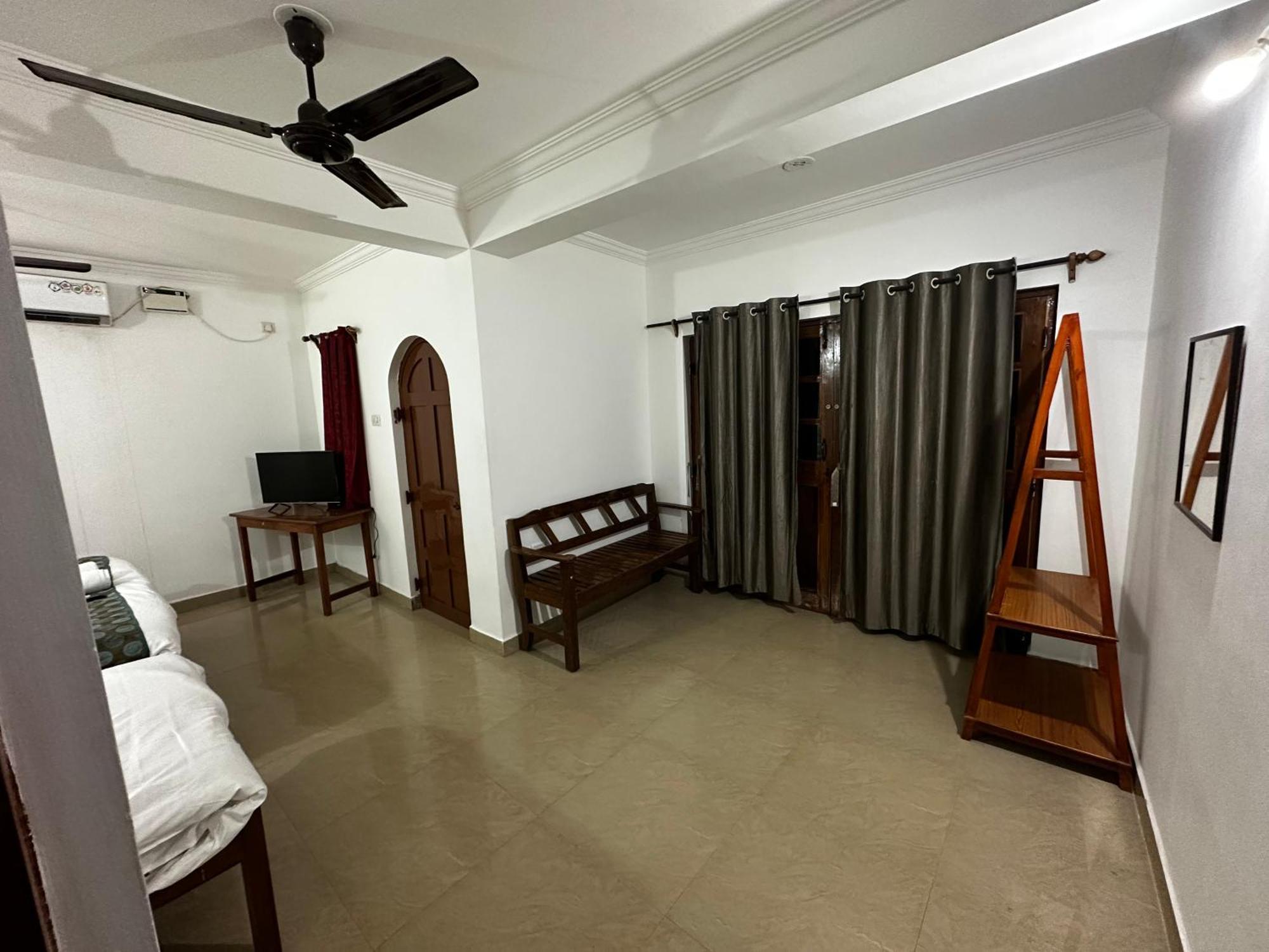 Baga Seafinity Hotel Ngoại thất bức ảnh